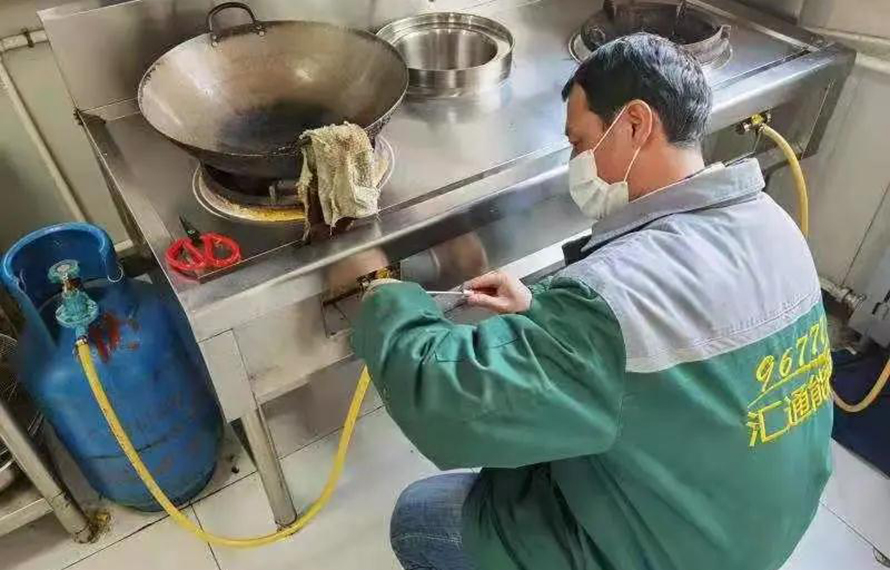 黃務街道重拳出擊，全面整頓燃氣安全